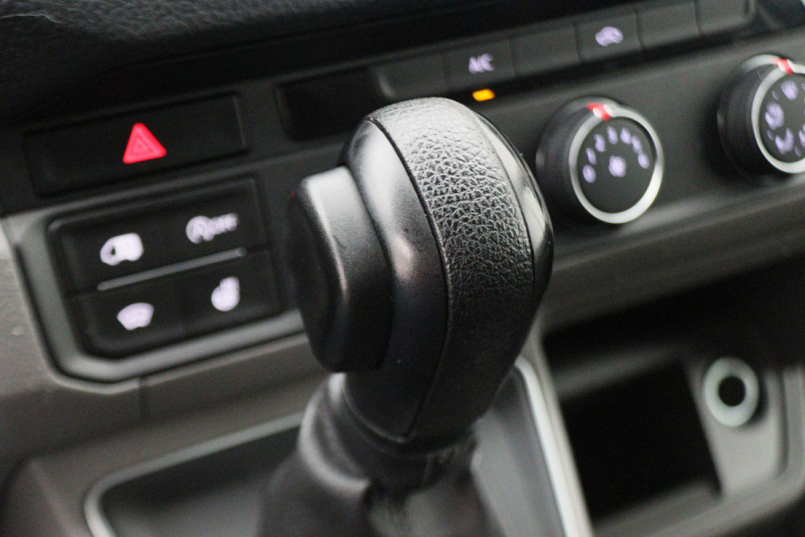 Volkswagen Crafter 35 2.0 TDI 140 PK DSG L3H2 (L2H1)