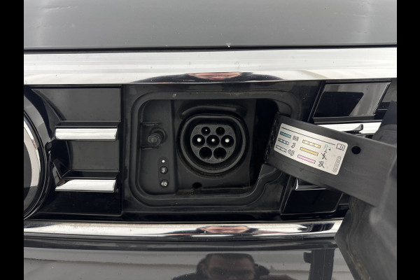Volkswagen Passat 1.4 TSI PHEV GTE Business (INCL-BTW) Aut. *FULL-LED | DIGI-COCKPIT | ADAPTIVE-CRUISE | NAVI-FULLMAP | KEYLESS | DAB+ | COMFORT-SEATS | SHIFTPADDLES | PRIVACY-GLASS | PDC | CAMERA | CARPLAY | 17''ALU*