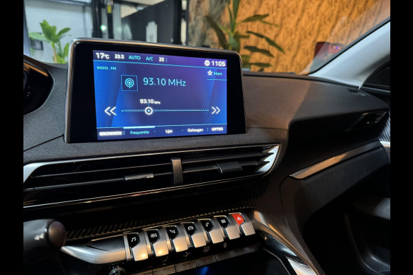 Peugeot 3008 1.2 PureTech Active Pack Garantie Afn. Trekhaak Cruise Clima Navi Led Lane PDC Rijklaar