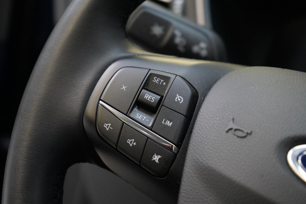 Ford Kuga 2.5 PHEV Titanium | Head-Up | Stoelverwarming | Navigatie | Achteruitrijcamera | Stuurverwarming