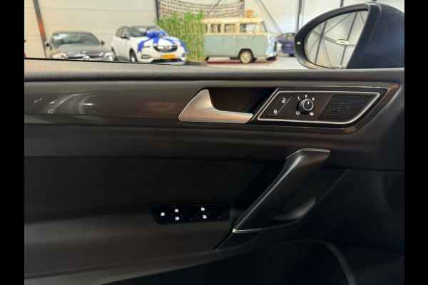 Volkswagen Golf Sportsvan 1.0 TSI Highline Garantie CarPlay Camera Adoptieve Cruise Front Ass Lane PDC Clima Navi Led Rijklaar