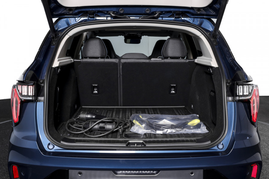 Lynk & Co 01 1.5 PHEV 261PK MY22 | Black Pakket | 360 Camera | 7.4 kWh Boordlader | S/K-panodak | Adapt. Cruise | Memory | Elek. klep | LM 20" | 6298