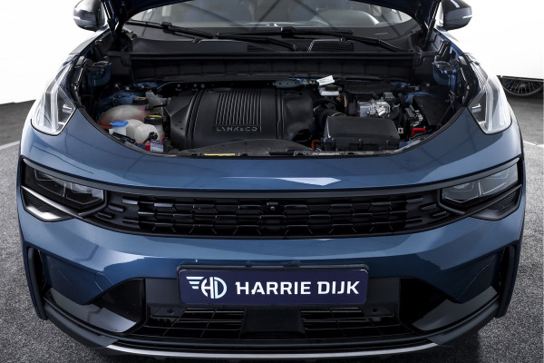 Lynk & Co 01 1.5 PHEV 261PK MY22 | Black Pakket | 360 Camera | 7.4 kWh Boordlader | S/K-panodak | Adapt. Cruise | Memory | Elek. klep | LM 20" | 6298