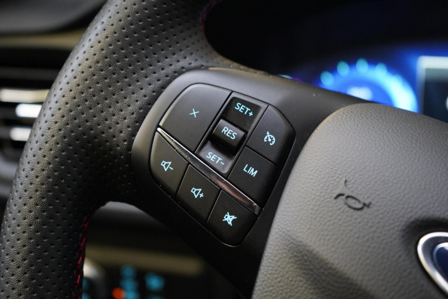 Ford Kuga 2.5 PHEV ST-Line | Head-Up | Stoelverwarming | Navigatie | Achteruitrijcamera | Stuurverwarming