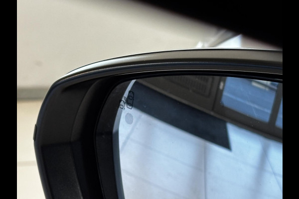 Opel Grandland X 1.2 Turbo Business Elegance Automaat | Trekhaak | Navigatie | 360 Camera| 4-seizoensbanden | Android auto / Apple carplay