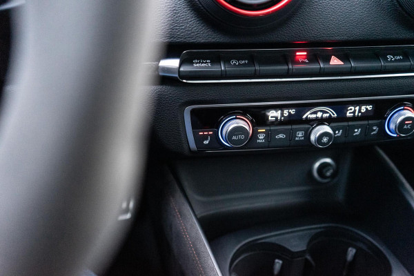 Audi RS3 2.5 TFSI RS3 Quattro Pano / B&O / Virtual