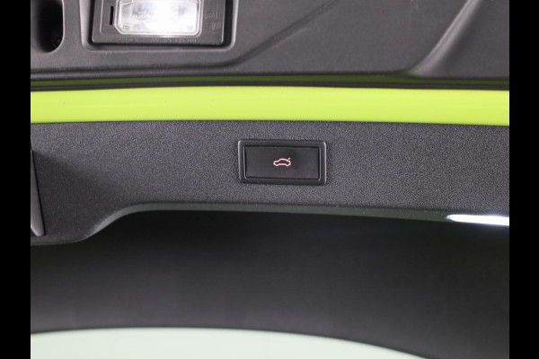 Škoda ENYAQ Coupé iV 80 RS 299pk | Panoramadak | Elektrisch verstelbare stoelen met geheugen | Verwarmbare voorstoelen en achterbank |