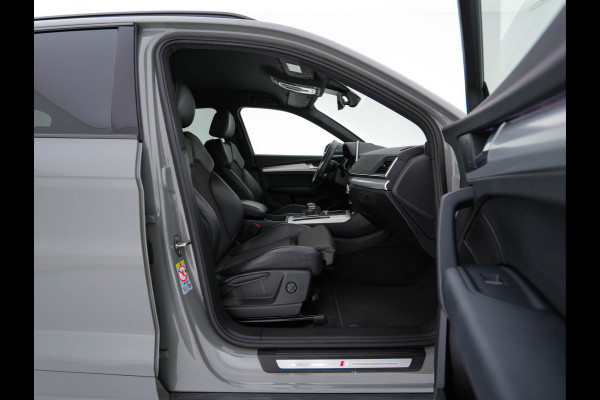 Audi Q5 50 TFSIe S-Line Edition Quattro (Plug-In) (INCL-BTW) *FULL-LED | DIGI-COCKPIT | LEATHER-FABRIC | BANG&OLUFSEN | HEATED-SPORTSEATS | DAB+ | KEYLESS | NAVI-FULLMAP | ECC | PDC | CRUISE | PRIVACYGLASS | SHIFTPADDLES |  AMBIENTLIGHT | 20