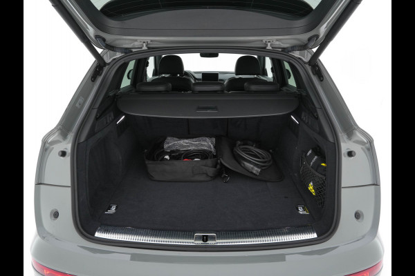 Audi Q5 50 TFSIe S-Line Edition Quattro (Plug-In) (INCL-BTW) *FULL-LED | DIGI-COCKPIT | LEATHER-FABRIC | BANG&OLUFSEN | HEATED-SPORTSEATS | DAB+ | KEYLESS | NAVI-FULLMAP | ECC | PDC | CRUISE | PRIVACYGLASS | SHIFTPADDLES |  AMBIENTLIGHT | 20