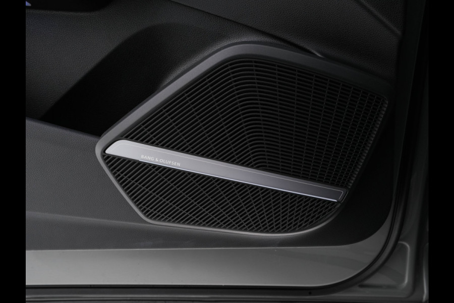 Audi Q5 50 TFSIe S-Line Edition Quattro (Plug-In) (INCL-BTW) *FULL-LED | DIGI-COCKPIT | LEATHER-FABRIC | BANG&OLUFSEN | HEATED-SPORTSEATS | DAB+ | KEYLESS | NAVI-FULLMAP | ECC | PDC | CRUISE | PRIVACYGLASS | SHIFTPADDLES |  AMBIENTLIGHT | 20