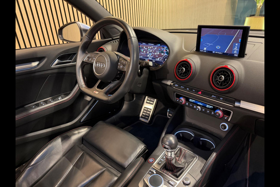 Audi S3 Cabriolet 2.0 TFSI Quattro Pro Line Plus. RS stoelen