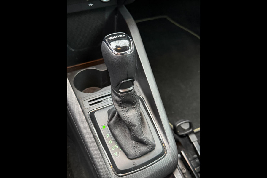 Škoda Fabia 1.0 TSI | ADAPTIEVE CRUISE CONTROL | STOELVERWARMING | PDC | APPLE CARPLAY / ANDROID AUTO