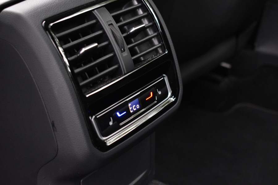 Volkswagen Arteon Shooting Brake eHYBRID 218PK DSG ELEGANCE BUSINESS+ LEDER/VIRTUAL/PANORAMADAK