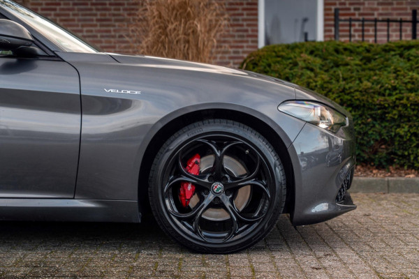 Alfa Romeo Giulia 2.0 T 280pk AWD Veloce Adaptive Camera Leder Stoel/Stuurverw. 19''