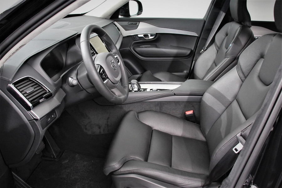Volvo XC90 2.0 T8 455pk Recharge AWD Ultimate Dark | DEMO ! | Leder | Panorama-schuifdak | Navigatie | Harman Kardon | Electrisch bedienbare achterklep | Camera