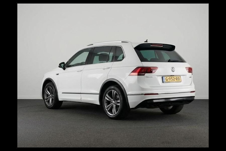 Volkswagen Tiguan 1.5 TSI ACT Highline Business R Navi| 19'LMvelgen| Camera|