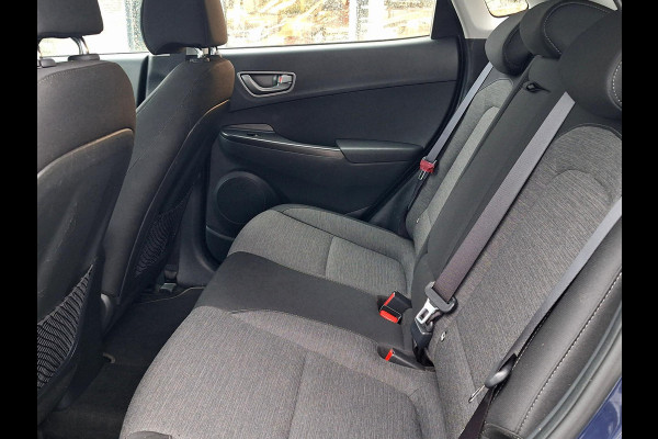 Hyundai Kona EV Comfort 64 kWh | SOH: nnb | 3 Fase | Warmtepomp | Trekhaak | Navi | Adaptive CC | Climate |
