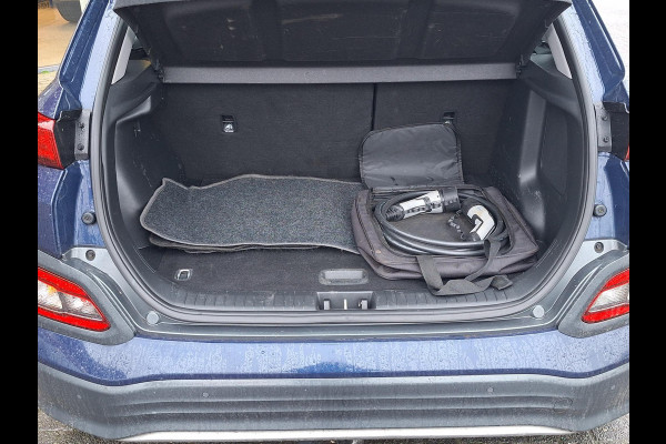 Hyundai Kona EV Comfort 64 kWh | SOH: nnb | 3 Fase | Warmtepomp | Trekhaak | Navi | Adaptive CC | Climate |