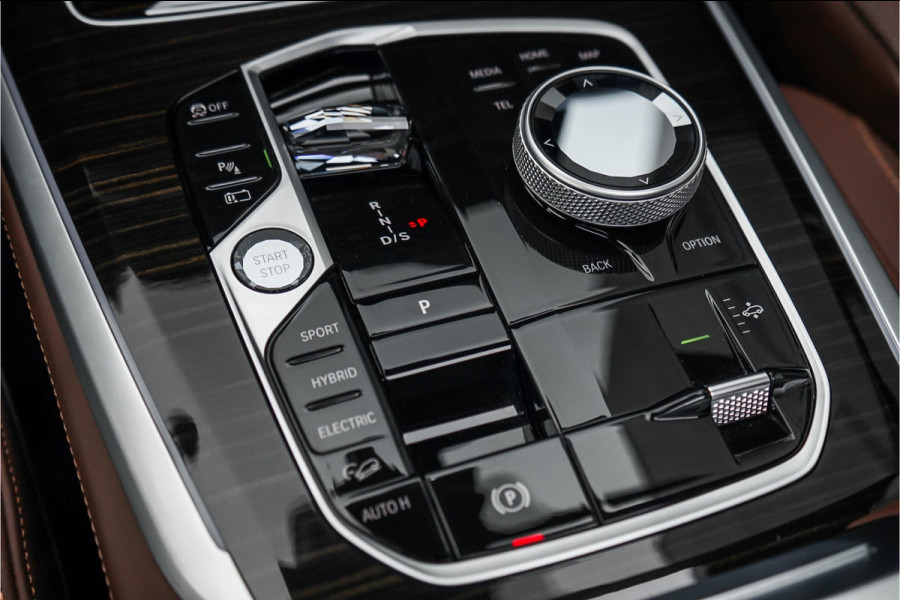 BMW X5 xDrive50e Launch Ed M-Sport Pro Pano B&W ACC Luchtvering 22" 1e Eig