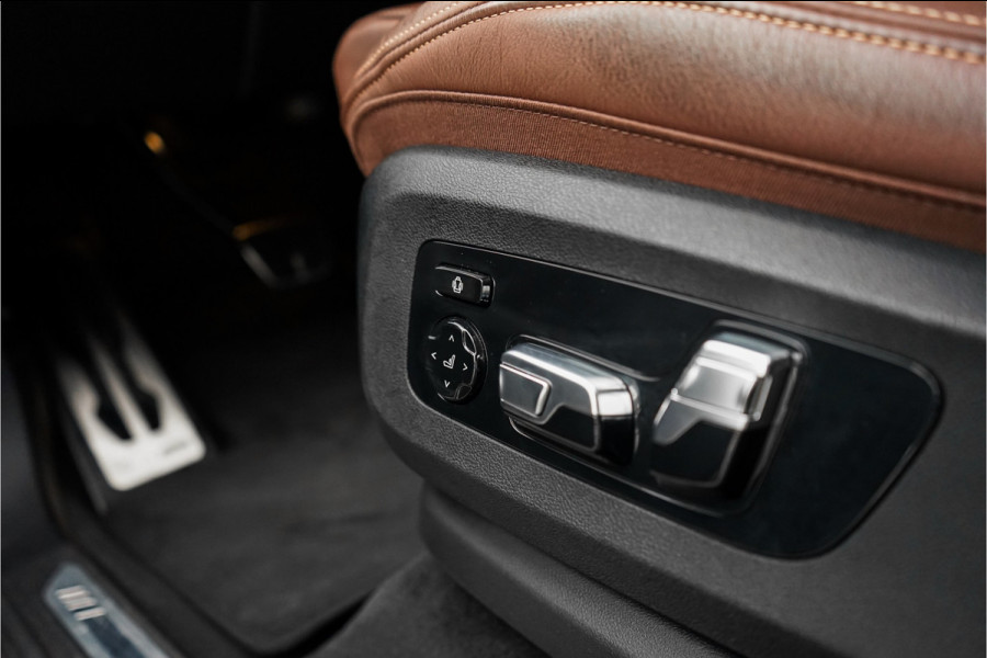 BMW X5 xDrive50e Launch Ed M-Sport Pro Pano B&W ACC Luchtvering 22" 1e Eig