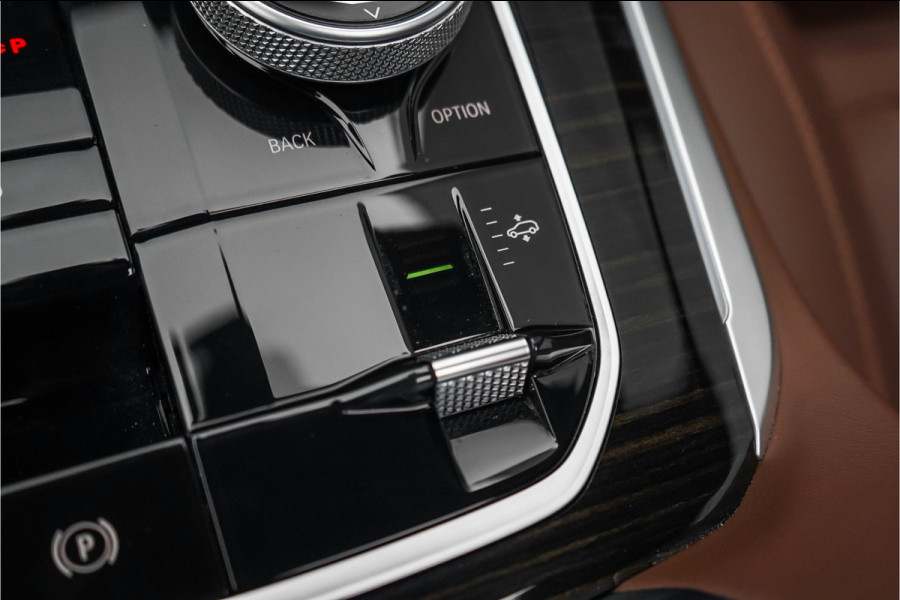 BMW X5 xDrive50e Launch Ed M-Sport Pro Pano B&W ACC Luchtvering 22" 1e Eig