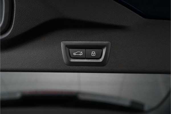 BMW X5 xDrive50e Launch Ed M-Sport Pro Pano B&W ACC Luchtvering 22" 1e Eig