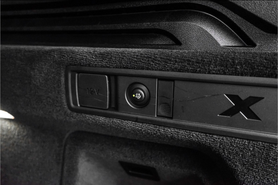 BMW X5 xDrive50e Launch Ed M-Sport Pro Pano B&W ACC Luchtvering 22" 1e Eig