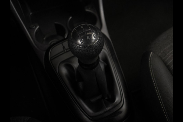 Kia Picanto 1.0 MPi BLACK/PACK (APPLECAR PLAY,NAVI,LED,SPORTSTOELEN,AIRCO,BLACK,NETTESTAAT)