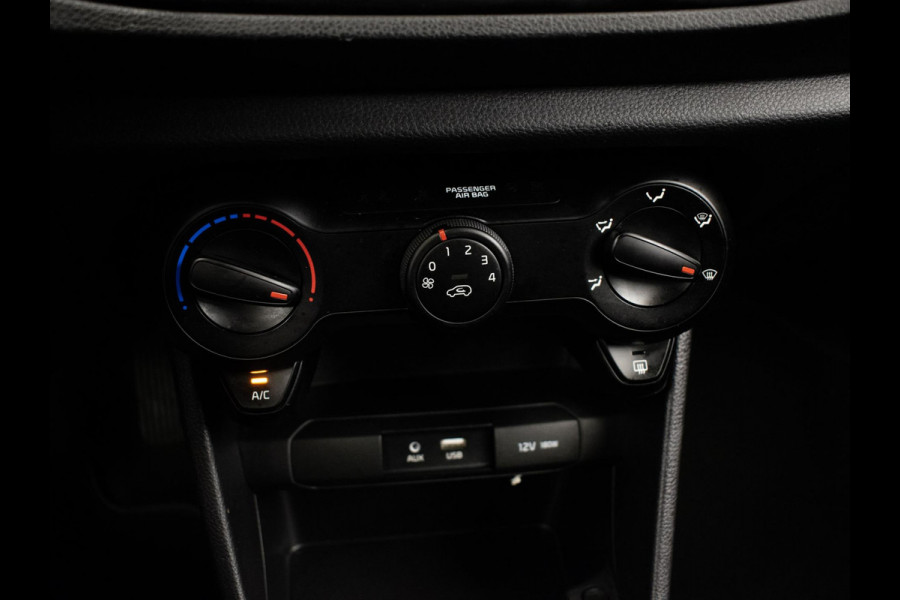 Kia Picanto 1.0 MPi BLACK/PACK (APPLECAR PLAY,NAVI,LED,SPORTSTOELEN,AIRCO,BLACK,NETTESTAAT)