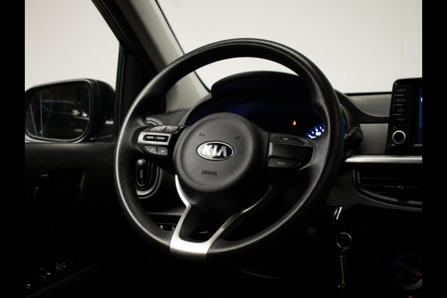 Kia Picanto 1.0 MPi BLACK/PACK (APPLECAR PLAY,NAVI,LED,SPORTSTOELEN,AIRCO,BLACK,NETTESTAAT)