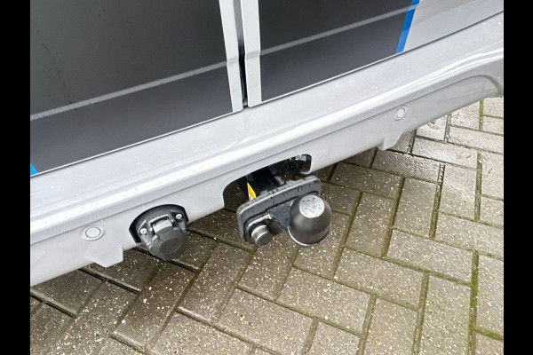 Ford E-Transit Custom 340 L2H1 Sport 71 kWh 2x schuifdeur, LMV 19'', navigatie, laadvloer, trekhaak, camera Snel leverbaar