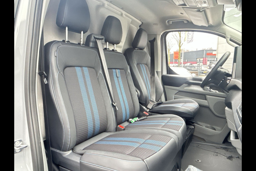 Ford E-Transit Custom 340 L2H1 Sport 71 kWh 2x schuifdeur, LMV 19'', navigatie, laadvloer, trekhaak, camera Snel leverbaar
