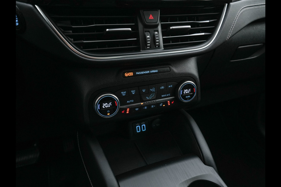 Ford Kuga 2.5 PHEV Vignale (Plug-In) (INCL-BTW) Aut. *LUXURY-LEATHER | DIGI-COCKPIT | FULL-LED | KEYLESS | DAB | CARPLAY | NAVI-FULLMAP | MEMORY-PACK | HEATED-COMFORTSEATS | 18''ALU*