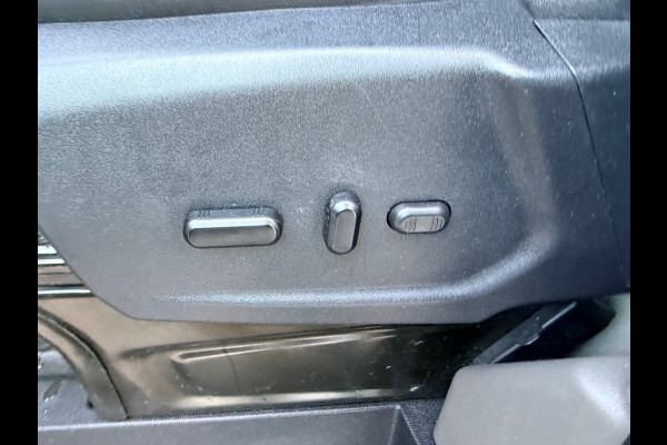 Ford Transit 350 2.0 TDCI 185pk Automaat Euro 6 L3H2 Limited - Rijplaat