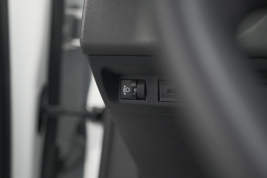 Peugeot 308 PureTech 110 Active Pack Business | Parkeersensoren | Apple Carplay | Navigatie | Cruise Control