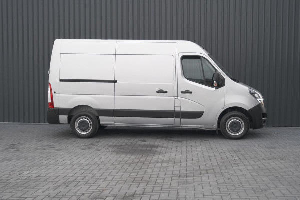 Opel Movano 2.3 Turbo L2H2 DC | Trekhaak | Camera | Navigatie | Climate Control