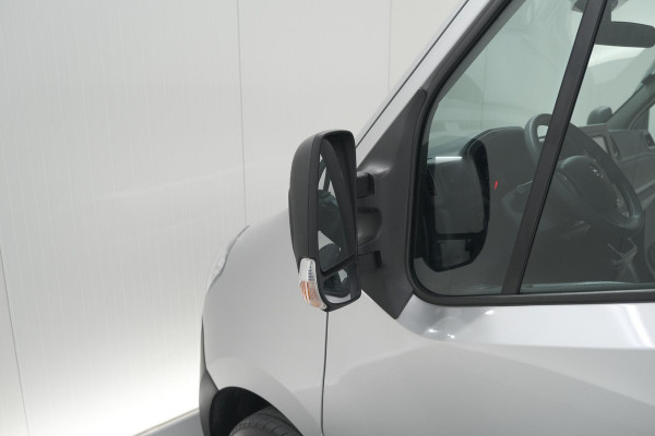 Opel Movano 2.3 Turbo L2H2 DC | Trekhaak | Camera | Navigatie | Climate Control