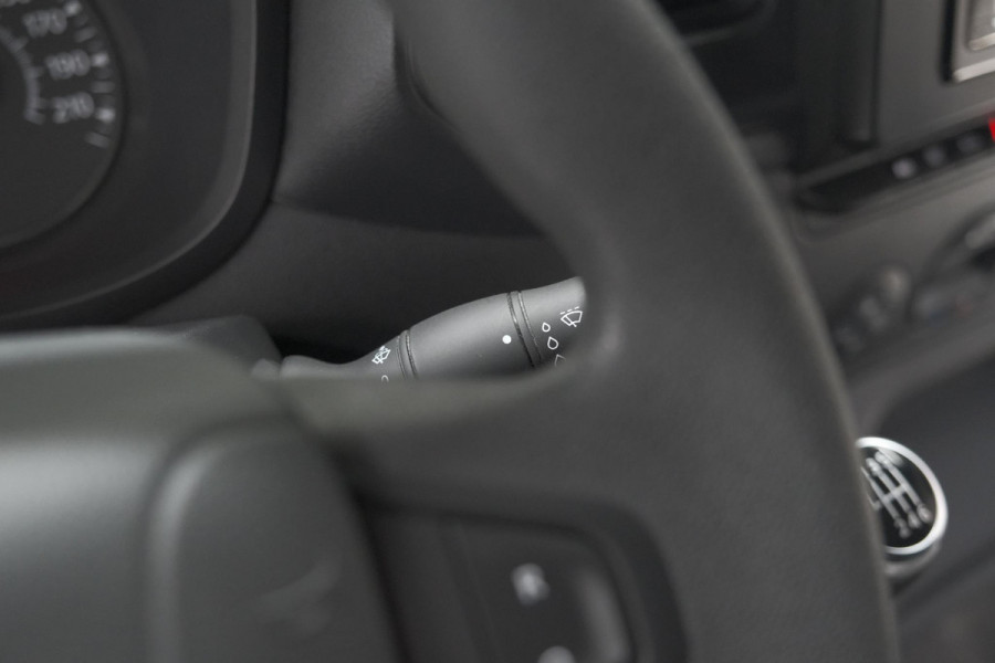 Opel Movano 2.3 Turbo L2H2 DC | Trekhaak | Camera | Navigatie | Climate Control