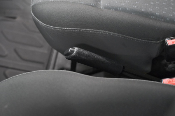 Opel Movano 2.3 Turbo L2H2 DC | Trekhaak | Camera | Navigatie | Climate Control