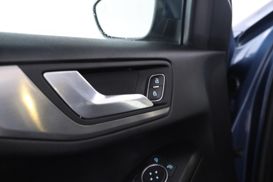 Ford FOCUS Wagon 1.5 EcoBlue Titanium Business Automaat, Navigatie, Climate,