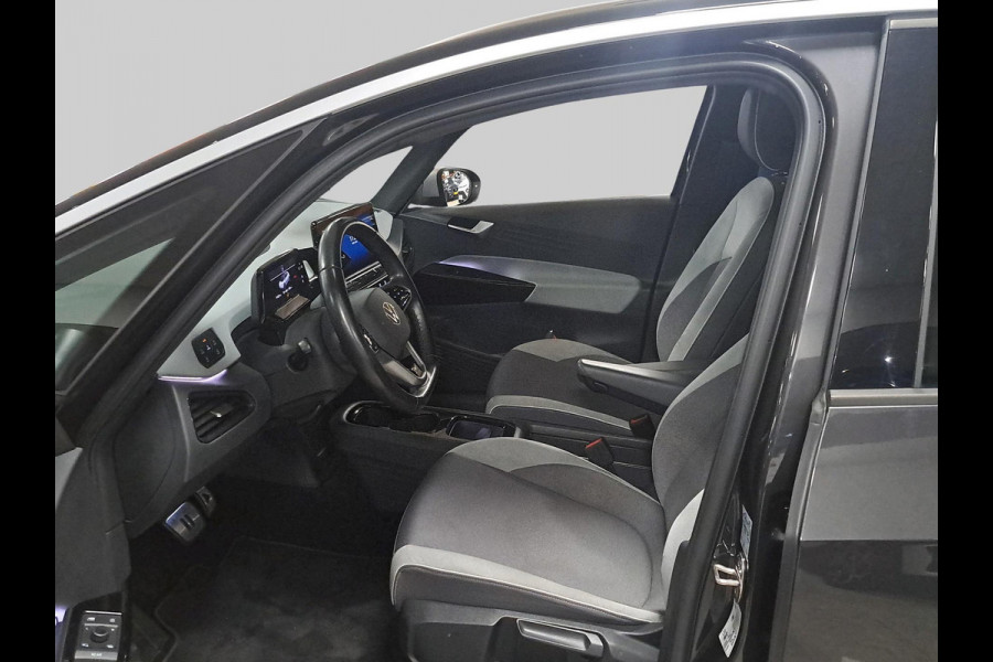 Volkswagen ID.3 First Plus 58 kWh Incl. Stoel en stuurverwarming | Apple Carplay/Android Auto | Navigatie