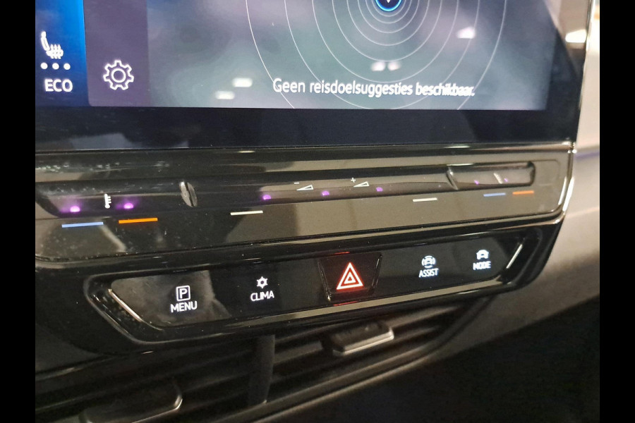 Volkswagen ID.3 First Plus 58 kWh Incl. Stoel en stuurverwarming | Apple Carplay/Android Auto | Navigatie