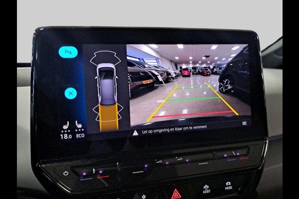 Volkswagen ID.3 First Plus 58 kWh Incl. Stoel en stuurverwarming | Apple Carplay/Android Auto | Navigatie