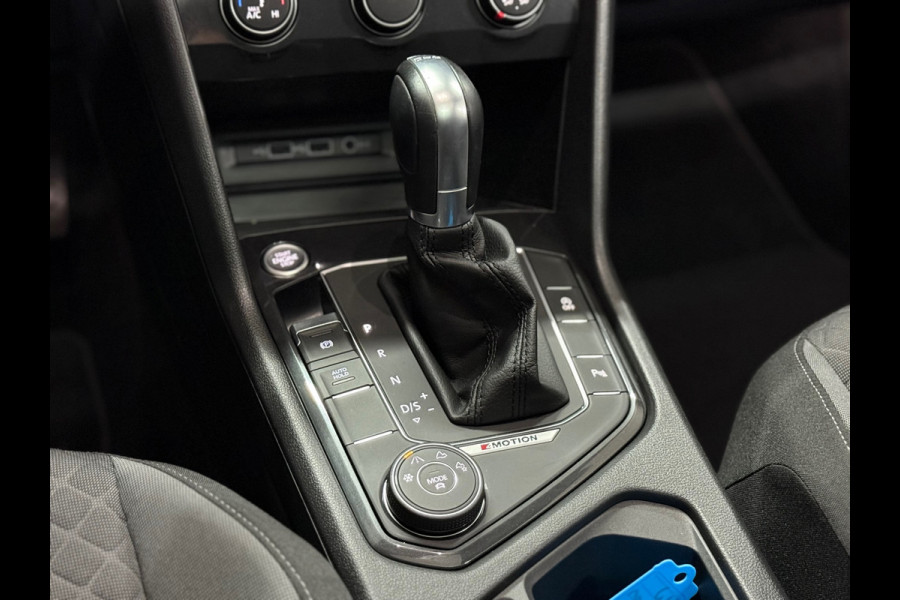 Volkswagen Tiguan 2.0 TSI 4Motion Highline R-Line | Panoramadak | PDC voor + achter | Elekt. Trekhaak