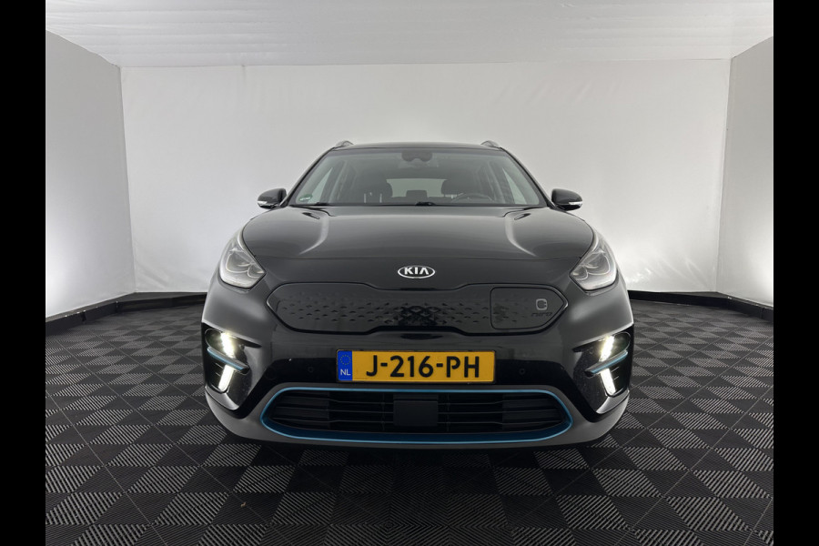 Kia e-Niro ExecutiveLine 64 kWh [ 3-Fase ] {SOH-100%} (INCL.BTW) Aut.*LEATHER | FULL-LED | NAVI-FULLMAP | ADAPTIVE-CRUISE | CAMERA | MEMORY-PACK | LANE-ASSIST | KEYLESS | DIGI-COCKPIT | PRIVACY-GLASS | 17"ALU*