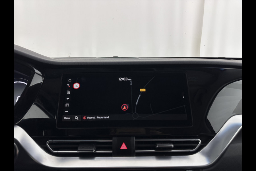 Kia e-Niro ExecutiveLine 64 kWh [ 3-Fase ] {SOH-100%} (INCL.BTW) Aut.*LEATHER | FULL-LED | NAVI-FULLMAP | ADAPTIVE-CRUISE | CAMERA | MEMORY-PACK | LANE-ASSIST | KEYLESS | DIGI-COCKPIT | PRIVACY-GLASS | 17"ALU*