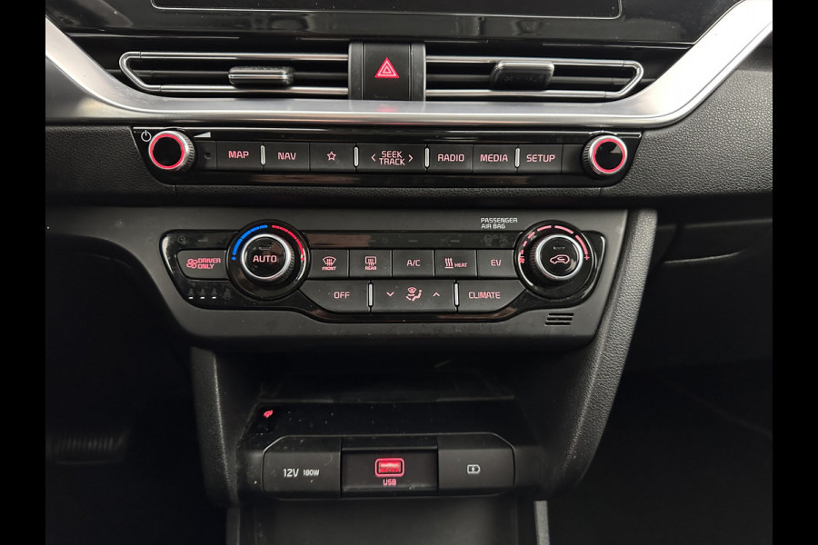 Kia e-Niro ExecutiveLine 64 kWh [ 3-Fase ] {SOH-100%} (INCL.BTW) Aut.*LEATHER | FULL-LED | NAVI-FULLMAP | ADAPTIVE-CRUISE | CAMERA | MEMORY-PACK | LANE-ASSIST | KEYLESS | DIGI-COCKPIT | PRIVACY-GLASS | 17"ALU*