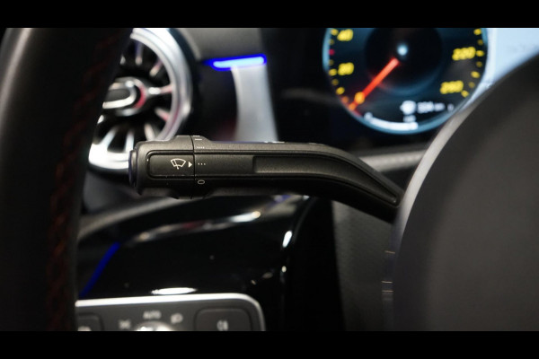Mercedes-Benz CLA-Klasse 250 e AMG AUTOMAAT-AMBIANCE-CAMERA-ELEKTR MEMORY-KEYLESS-MBUX-MULTIBEAM-PANORAMA