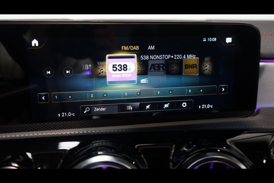 Mercedes-Benz CLA-Klasse 250 e AMG AUTOMAAT-AMBIANCE-CAMERA-ELEKTR MEMORY-KEYLESS-MBUX-MULTIBEAM-PANORAMA