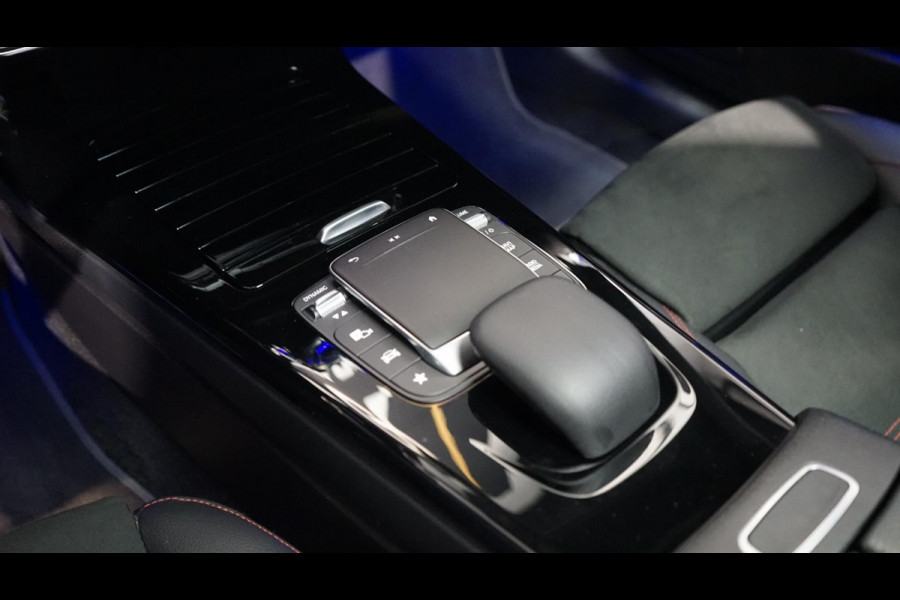 Mercedes-Benz CLA-Klasse 250 e AMG AUTOMAAT-AMBIANCE-CAMERA-ELEKTR MEMORY-KEYLESS-MBUX-MULTIBEAM-PANORAMA